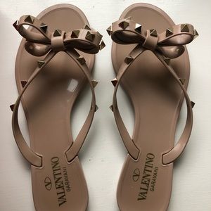 Valentino Garavani Rock Stud Jelly Thong